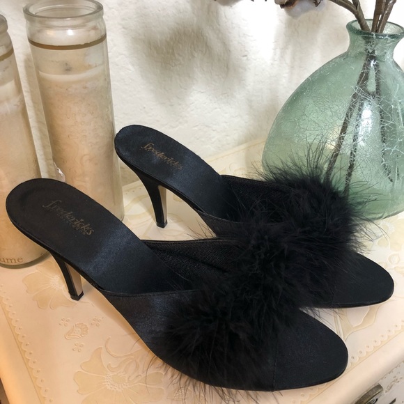 Frederick's of Hollywood Shoes - Vintage Fuzzy boudoir Fredricks black heels 👠